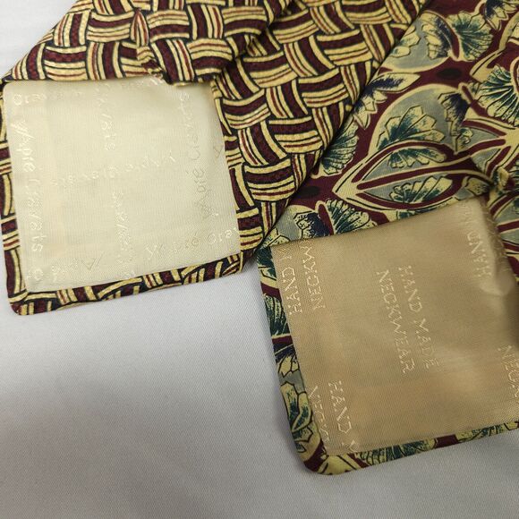 2 Tom James Floral & Geometric Silk Ties Made in The USA - Picture 3 of 10